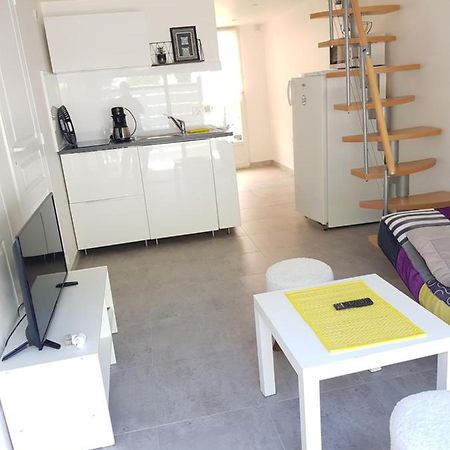 Studio Equipe A Proximite De La Plage Villeneuve-lès-Maguelonne Exteriör bild